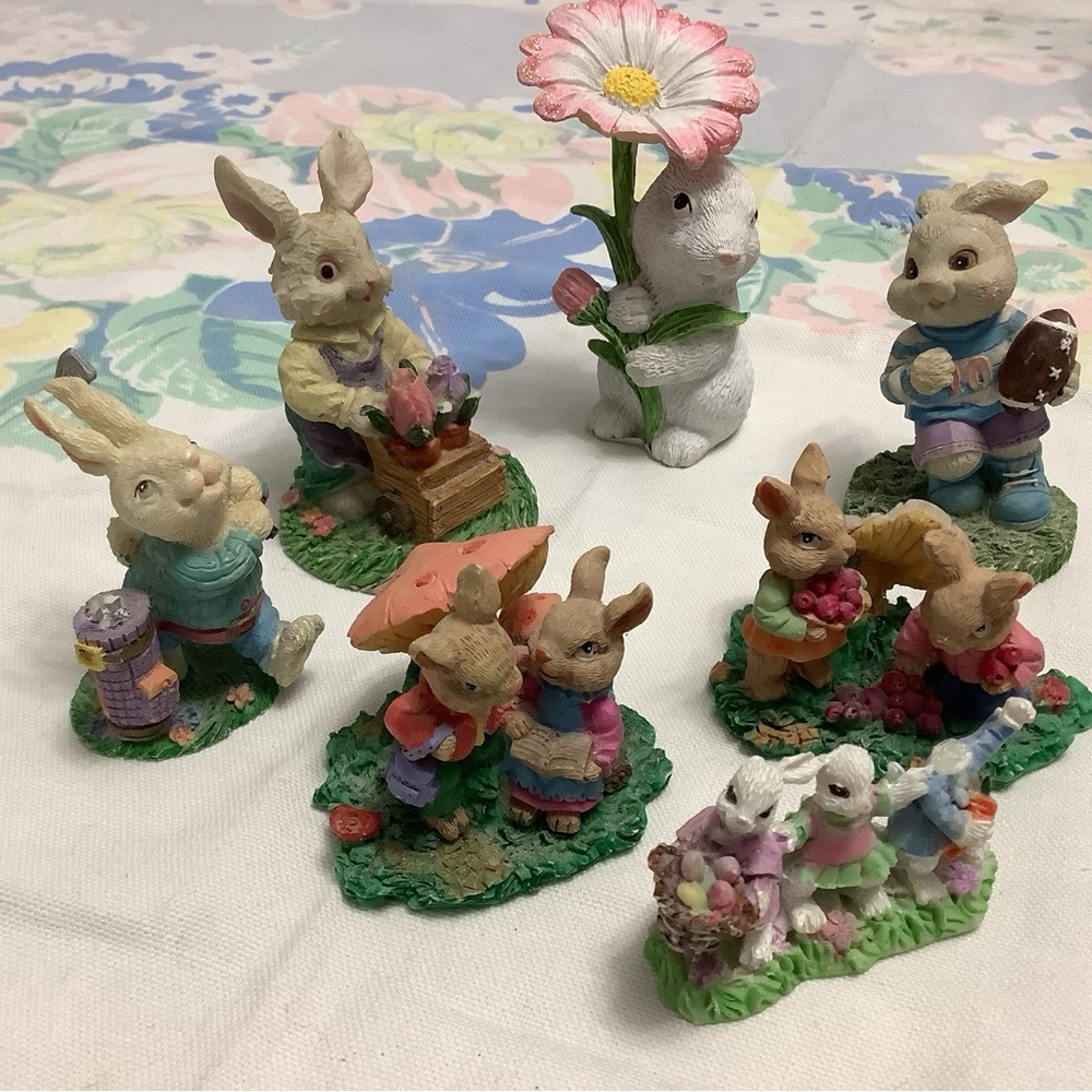 Vintage Easter Resin Figures Bunny Rabbit lot of 7 fairy garden